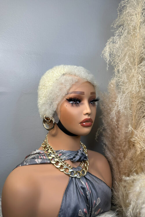 COUPE BASSE BLONDE